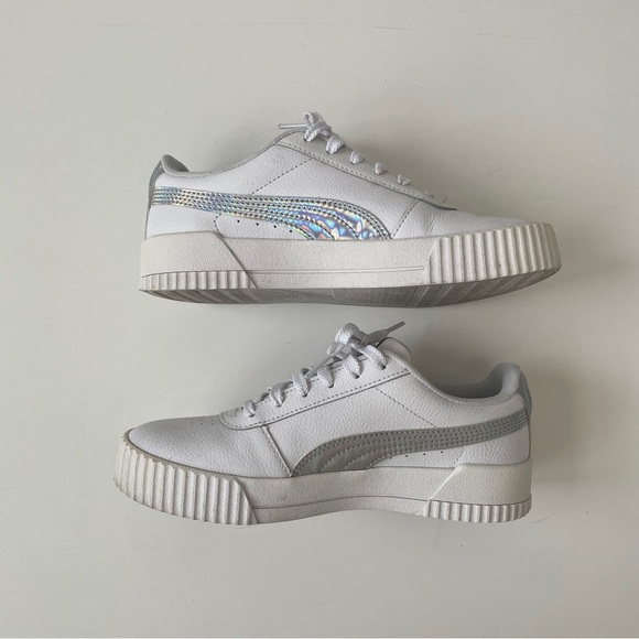 Puma Carina Sneaker Leather Platform Shoes in White / Silver, Size 6.5 - Picture 4 of 11
